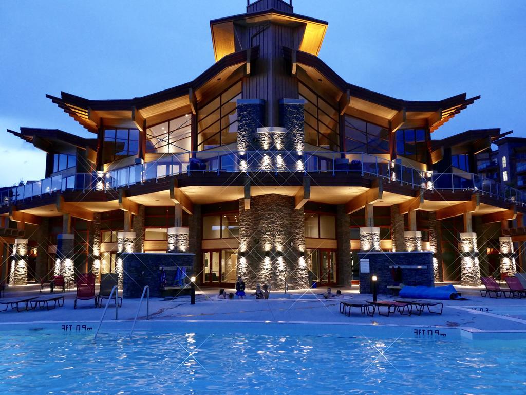 Апартаменты Copper Oasis Вест-Келоуна Экстерьер фото